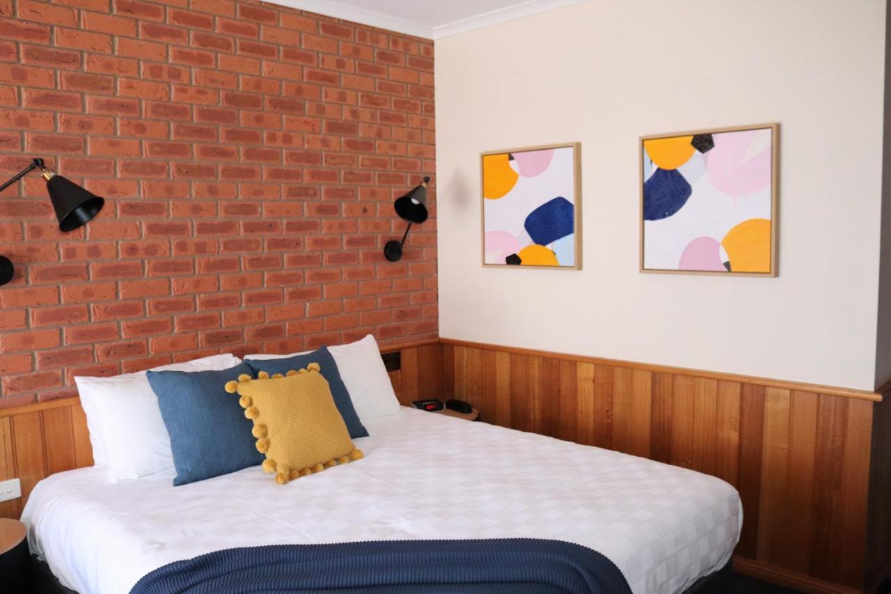 Golden River Motor Inn Moama Exterior photo